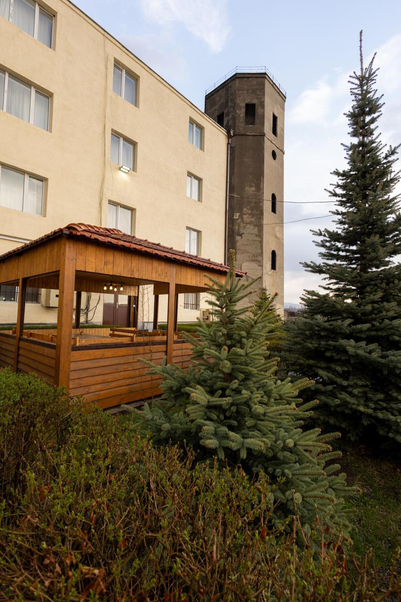 Gyumri Hotel Buitenkant foto