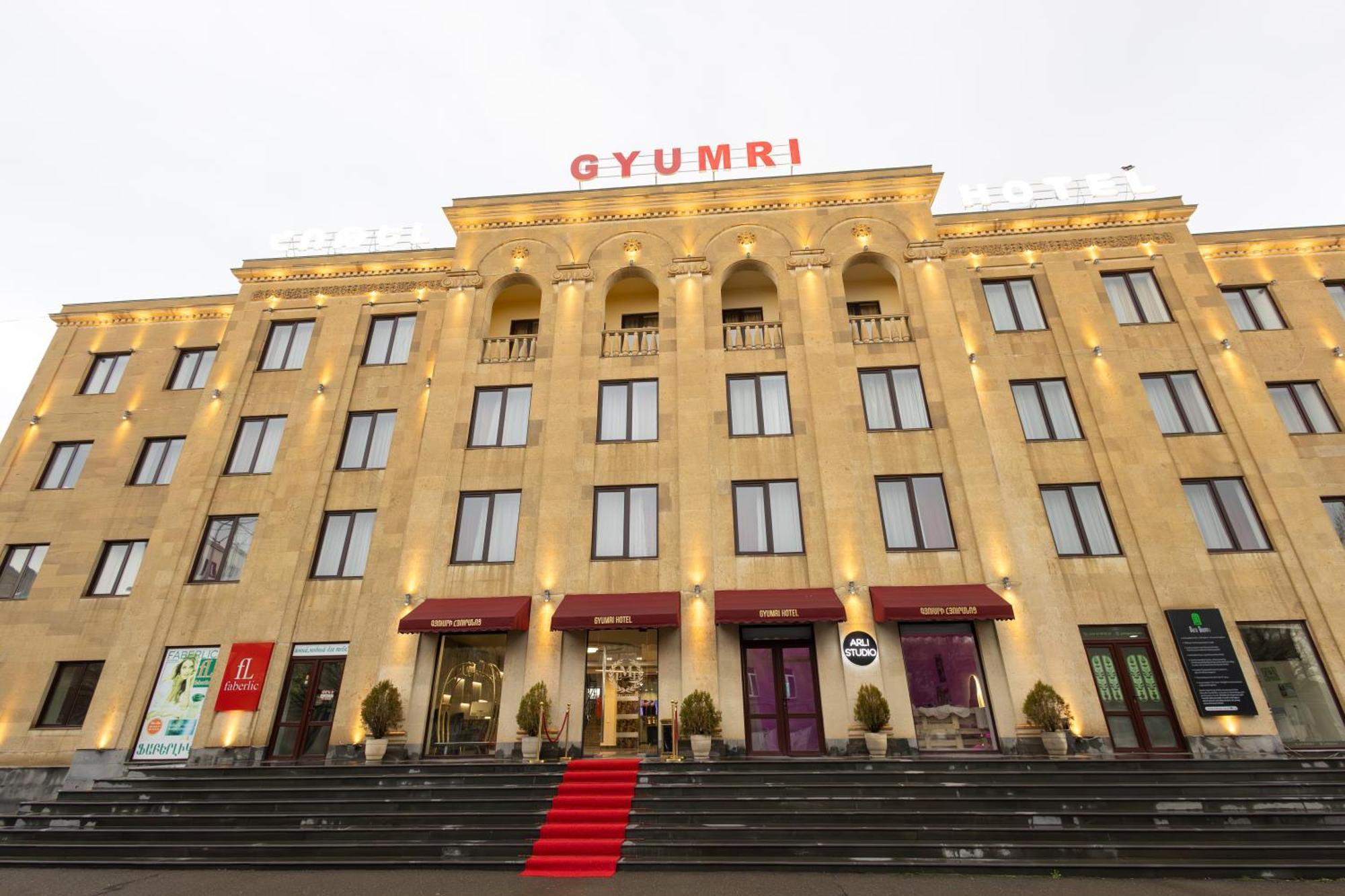 Gyumri Hotel Buitenkant foto