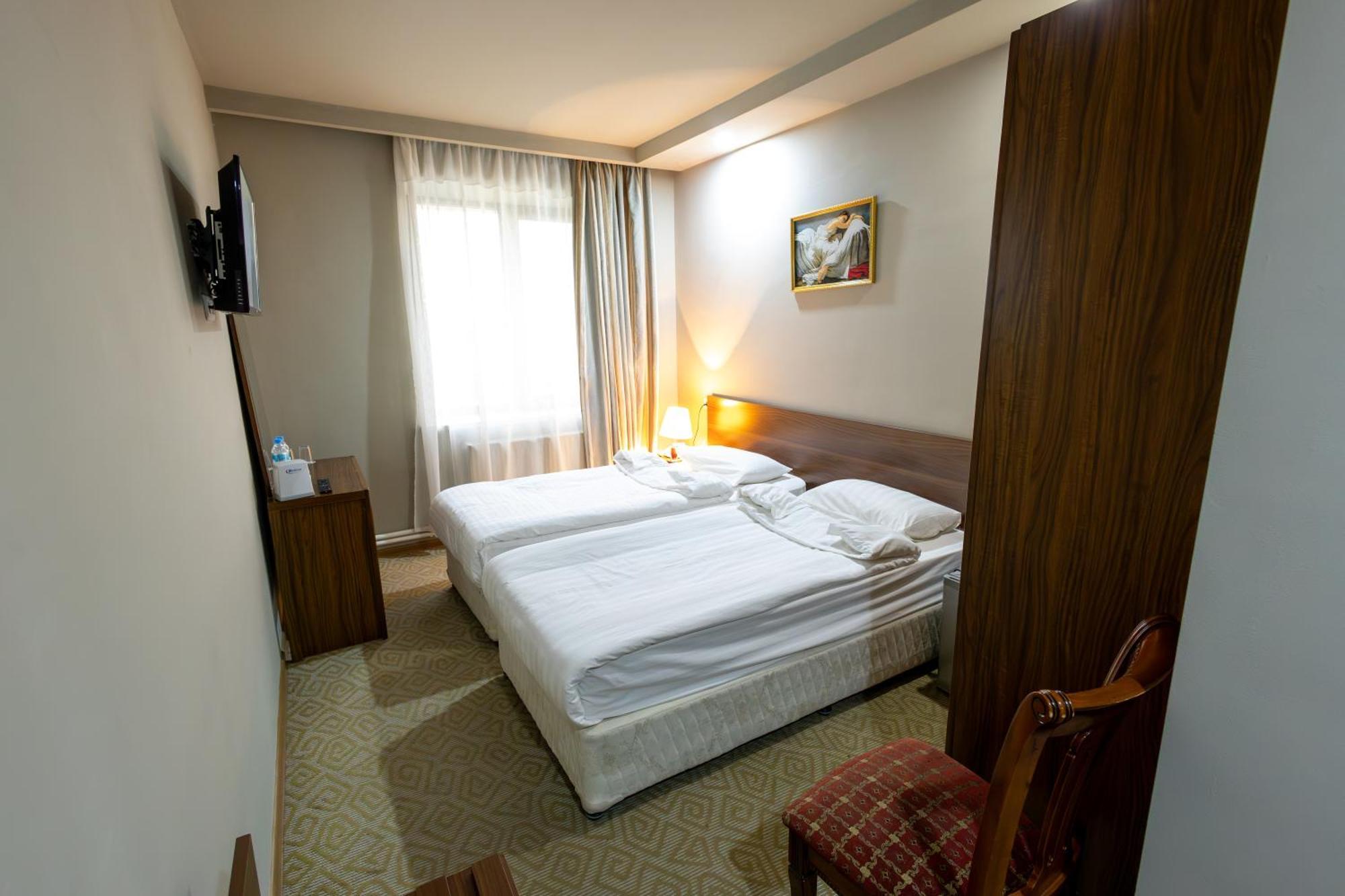Gyumri Hotel Buitenkant foto