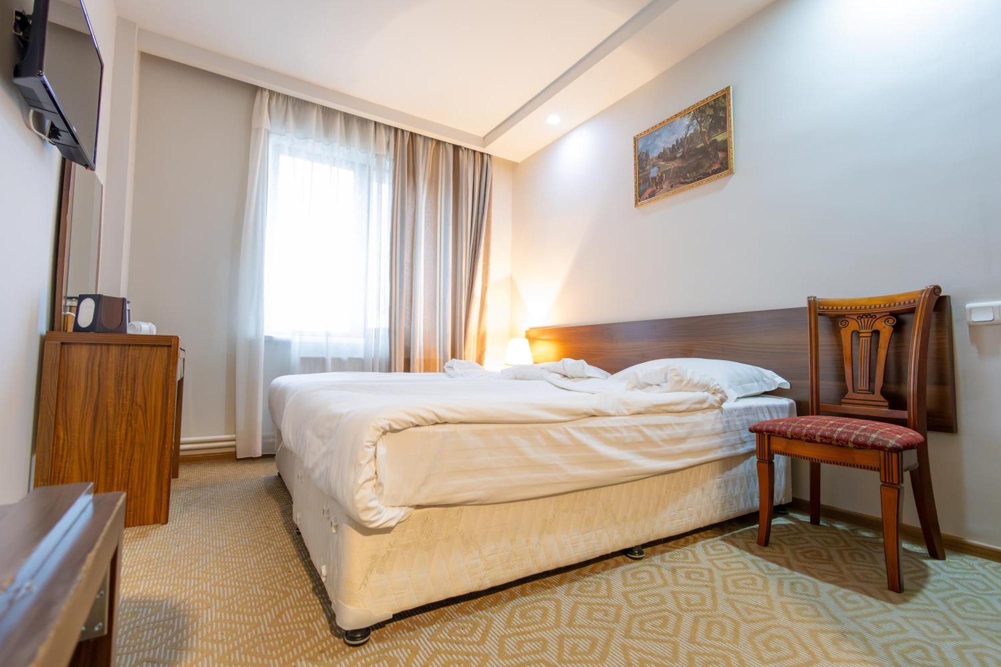 Gyumri Hotel Buitenkant foto